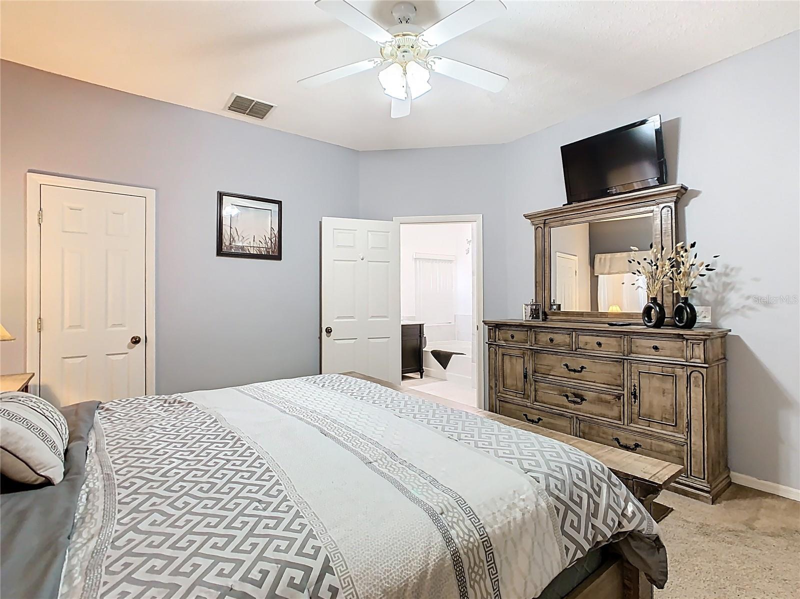 Image 20 of 63 For 207 Bailey Circle