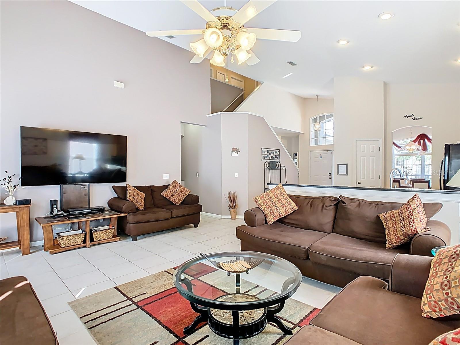 Image 4 of 63 For 207 Bailey Circle