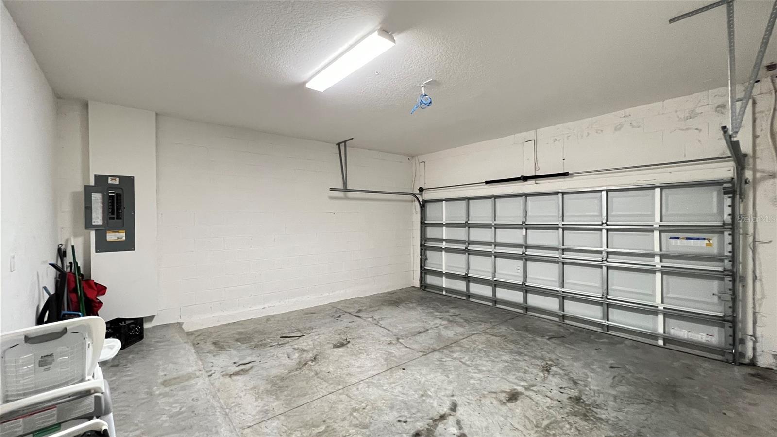 Image 10 of 85 For 6041 Broad Oak Drive