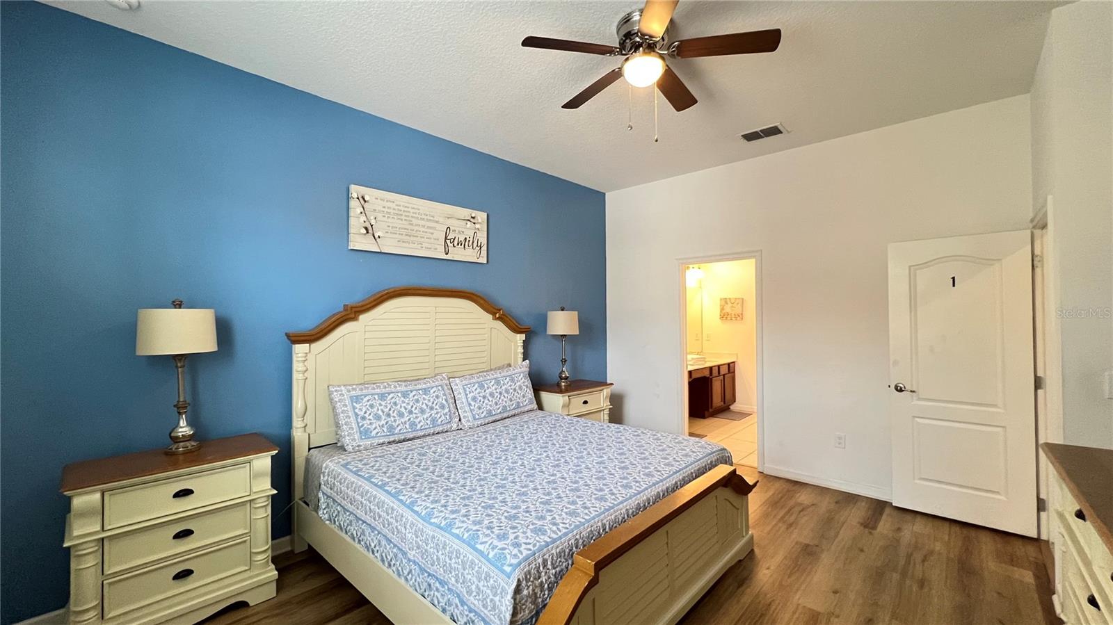 Image 17 of 85 For 6041 Broad Oak Drive