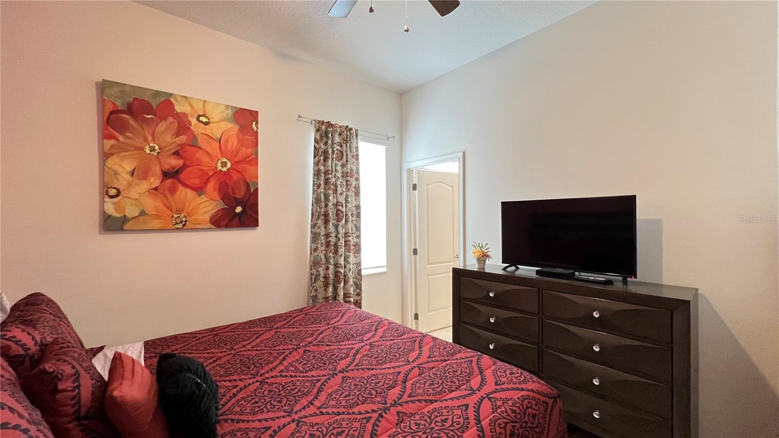 Image 18 of 85 For 6041 Broad Oak Drive