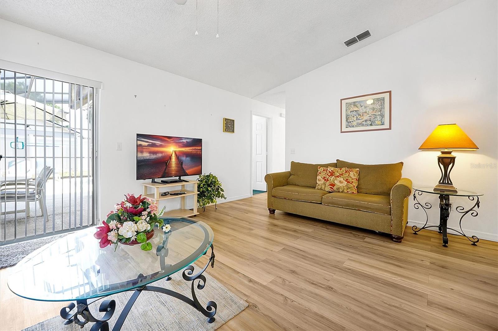Image 3 of 36 For 7807 Turkey Oak Lane