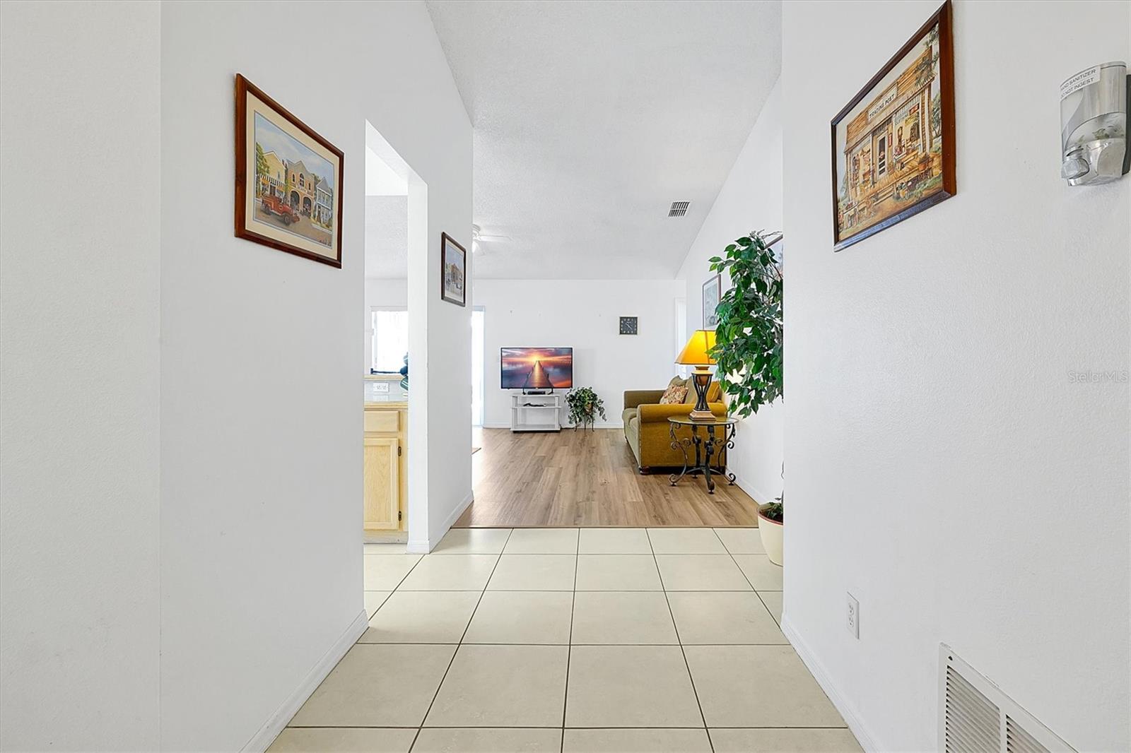 Image 5 of 36 For 7807 Turkey Oak Lane