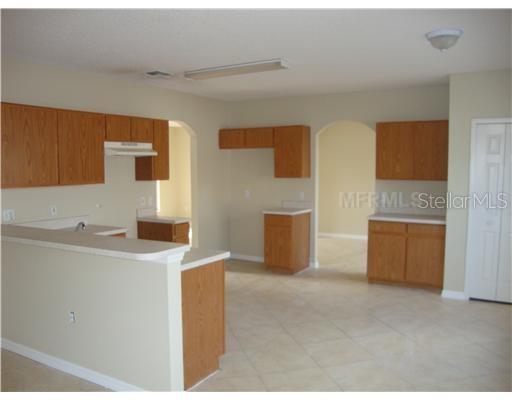Image 4 of 12 For 319 Alegriano Court