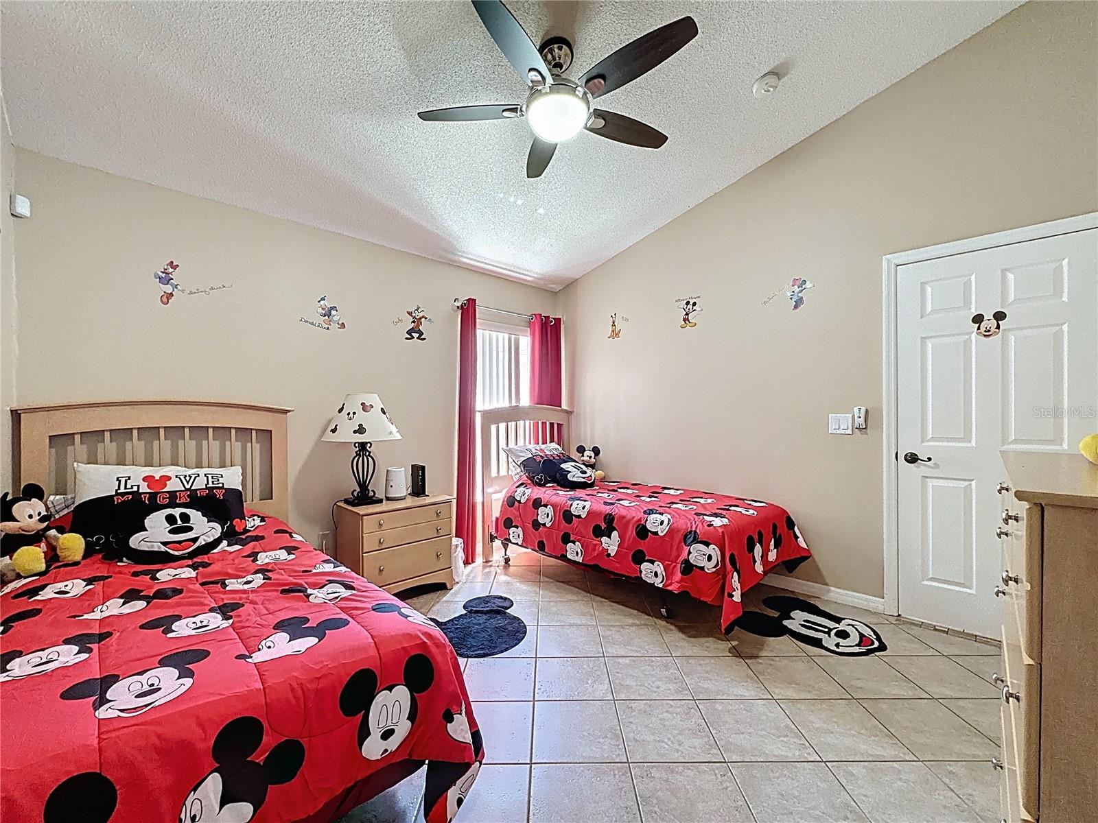 Image 33 of 58 For 8019 Indian Creek Boulevard