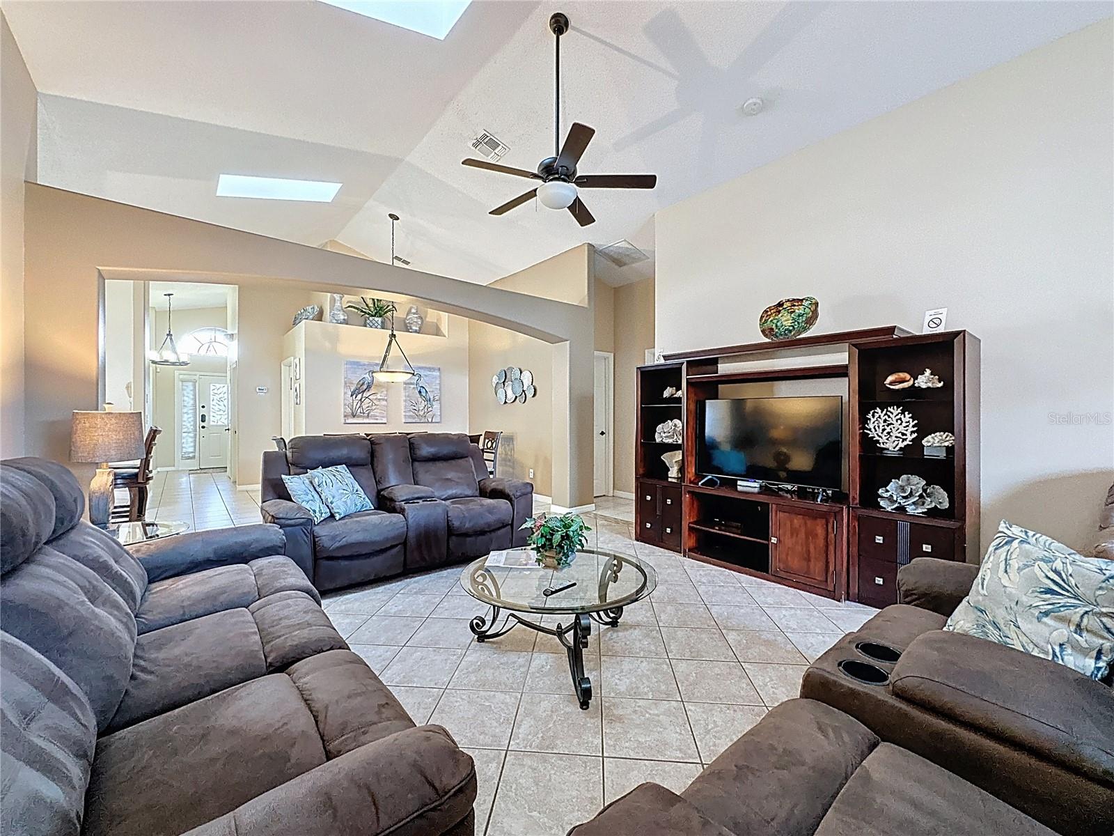 Image 4 of 58 For 8019 Indian Creek Boulevard