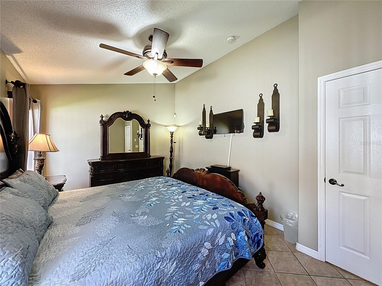 Image 43 of 58 For 8019 Indian Creek Boulevard