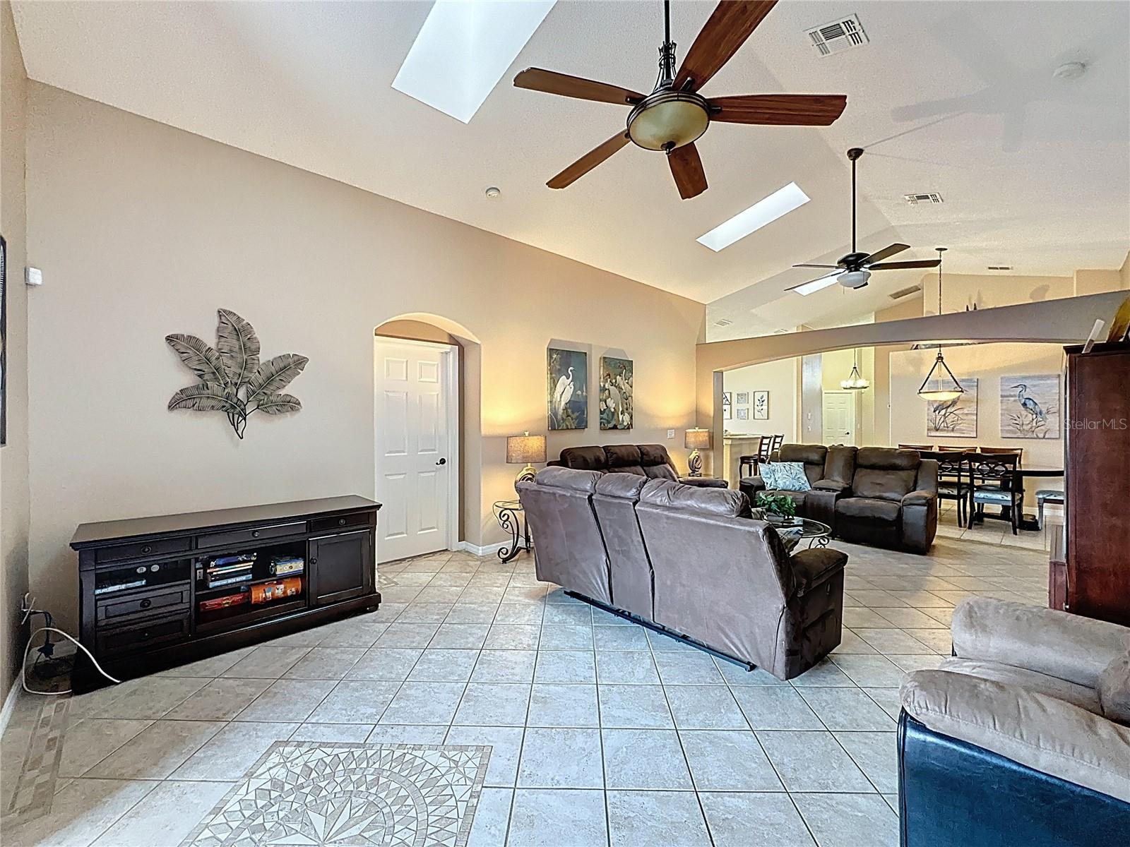 Image 5 of 58 For 8019 Indian Creek Boulevard