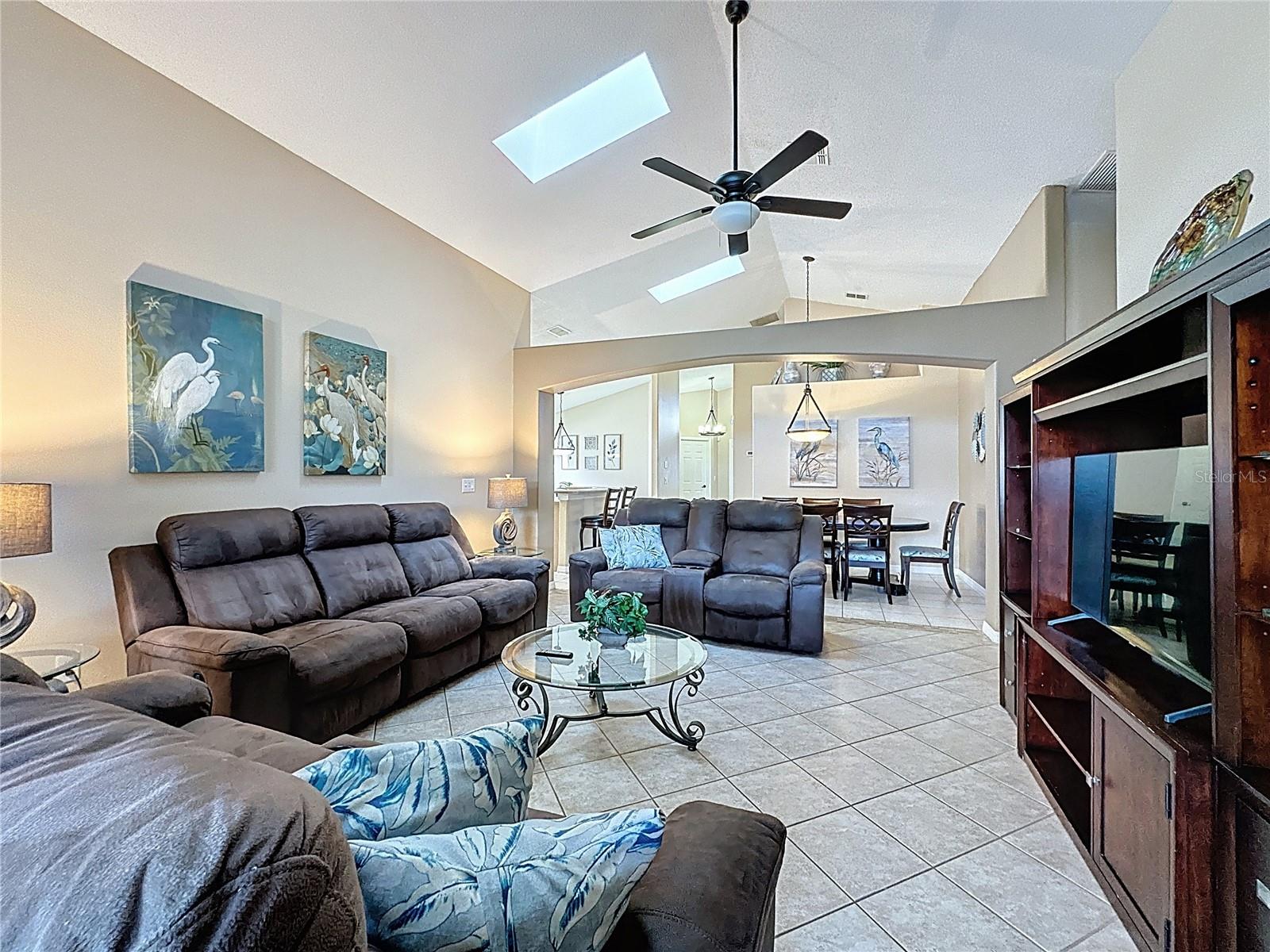 Image 6 of 58 For 8019 Indian Creek Boulevard