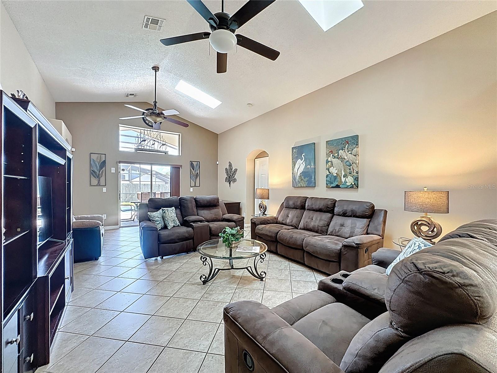 Image 7 of 58 For 8019 Indian Creek Boulevard