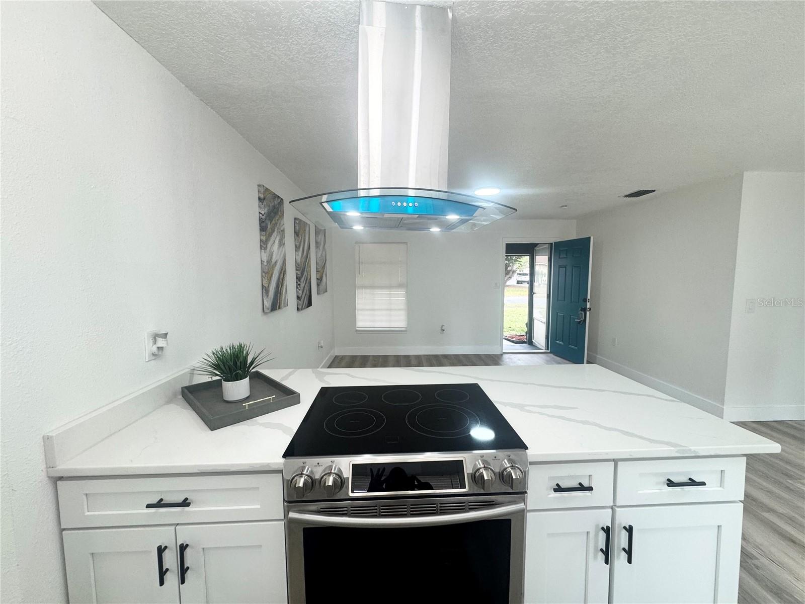 Image 16 of 28 For 1098 Leeway Court