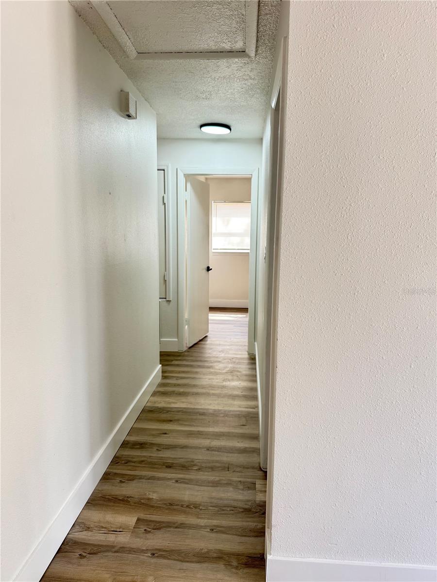 Image 23 of 28 For 1098 Leeway Court