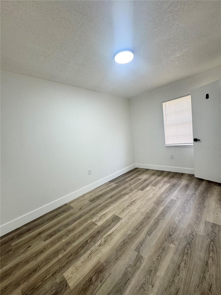 Image 25 of 28 For 1098 Leeway Court