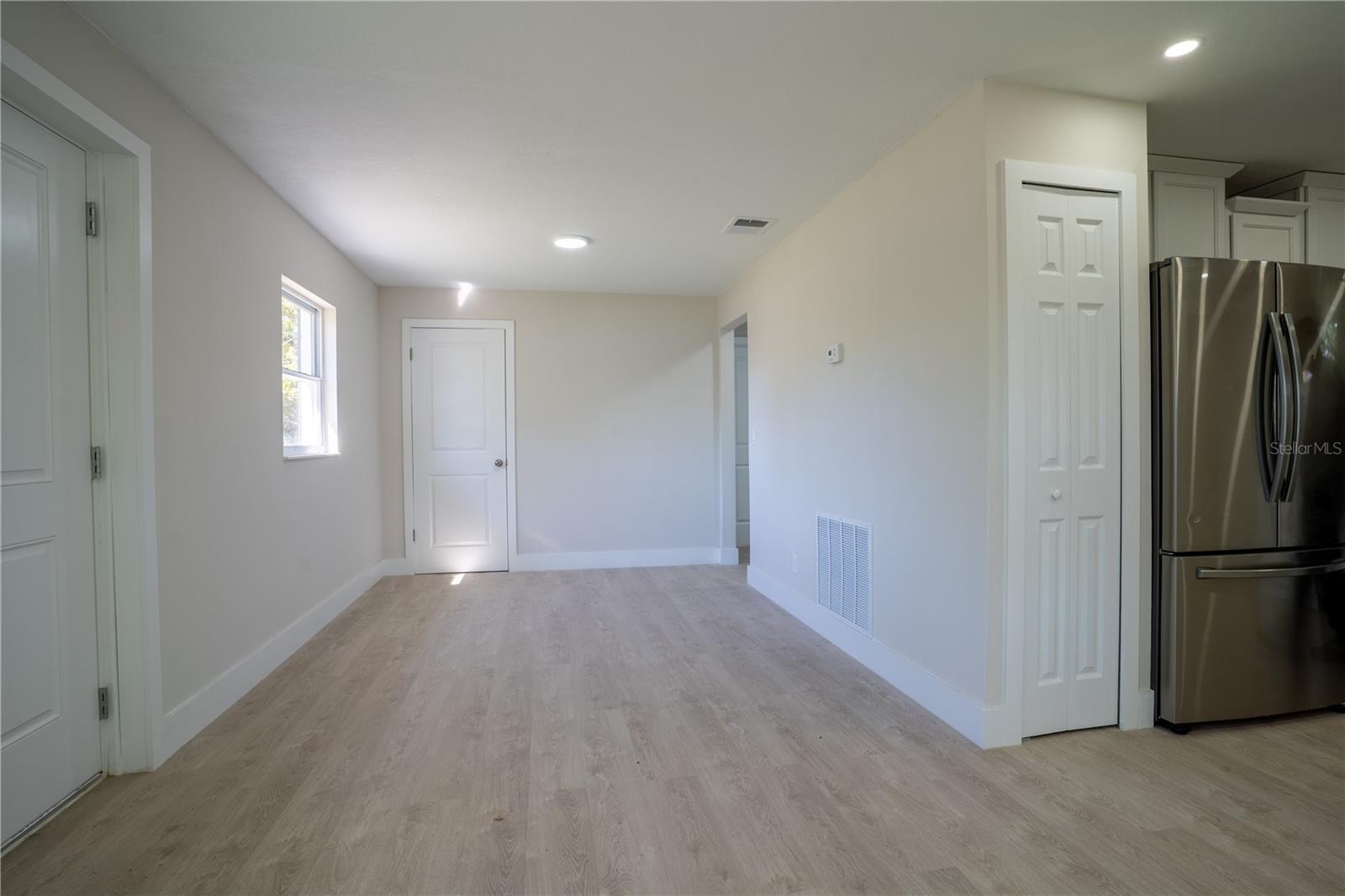 Image 9 of 16 For 453 Jessup Avenue