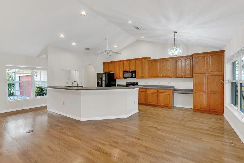 Image 5 of 28 For 4885 Meadow Drive