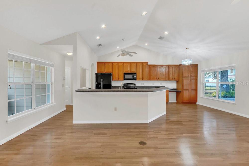 Image 9 of 28 For 4885 Meadow Drive