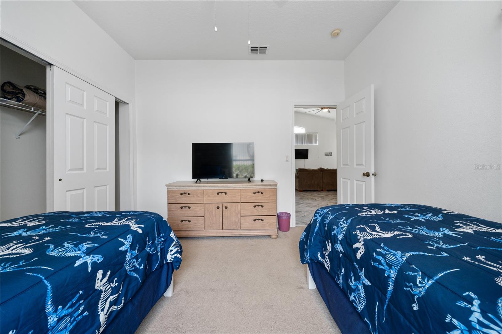 Image 14 of 28 For 2902 Paddington Way