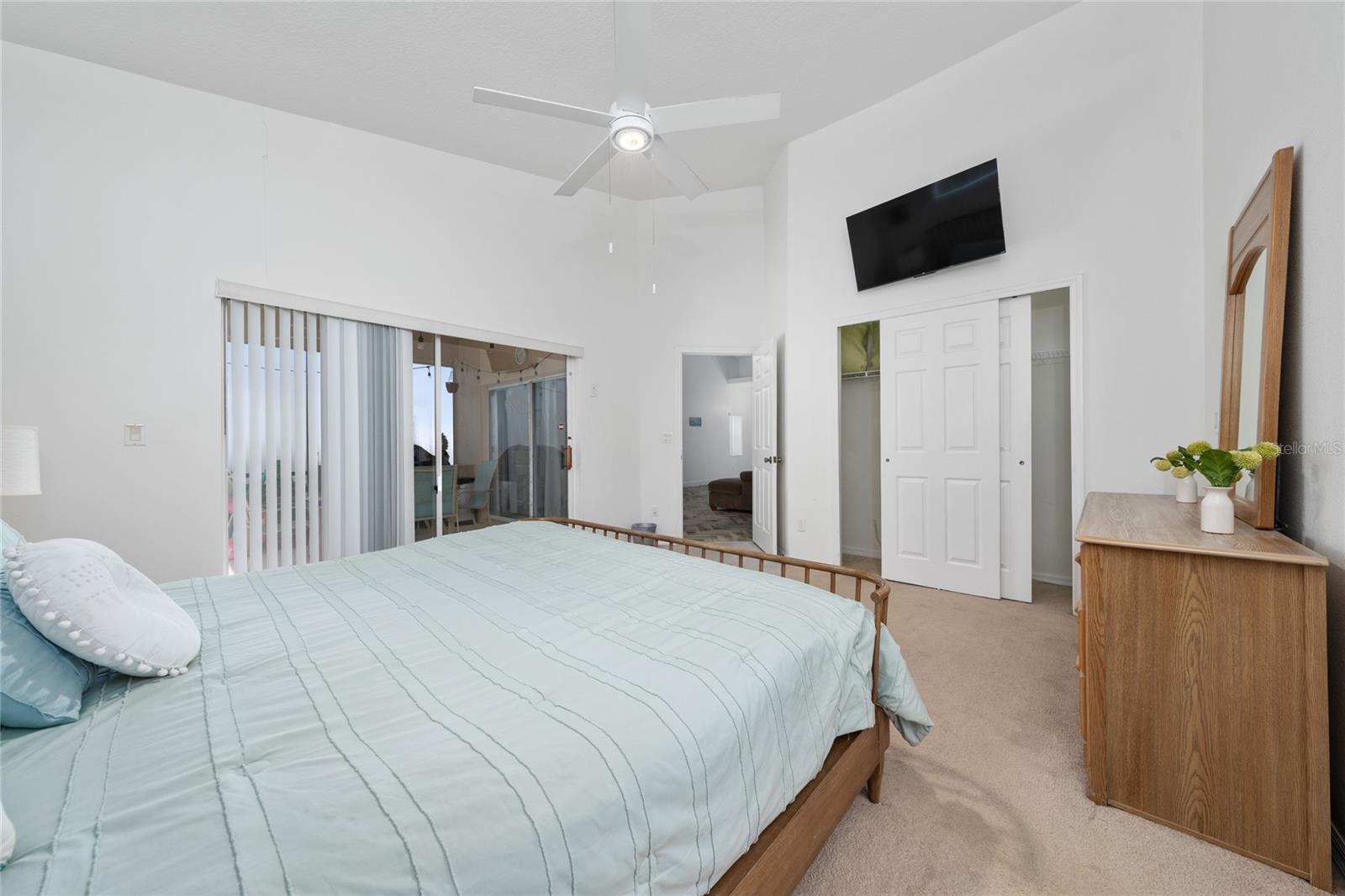 Image 17 of 28 For 2902 Paddington Way