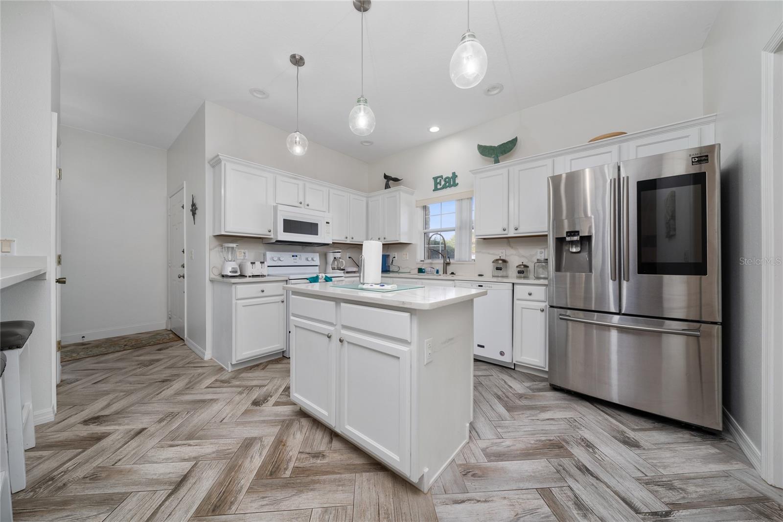 Image 8 of 28 For 2902 Paddington Way