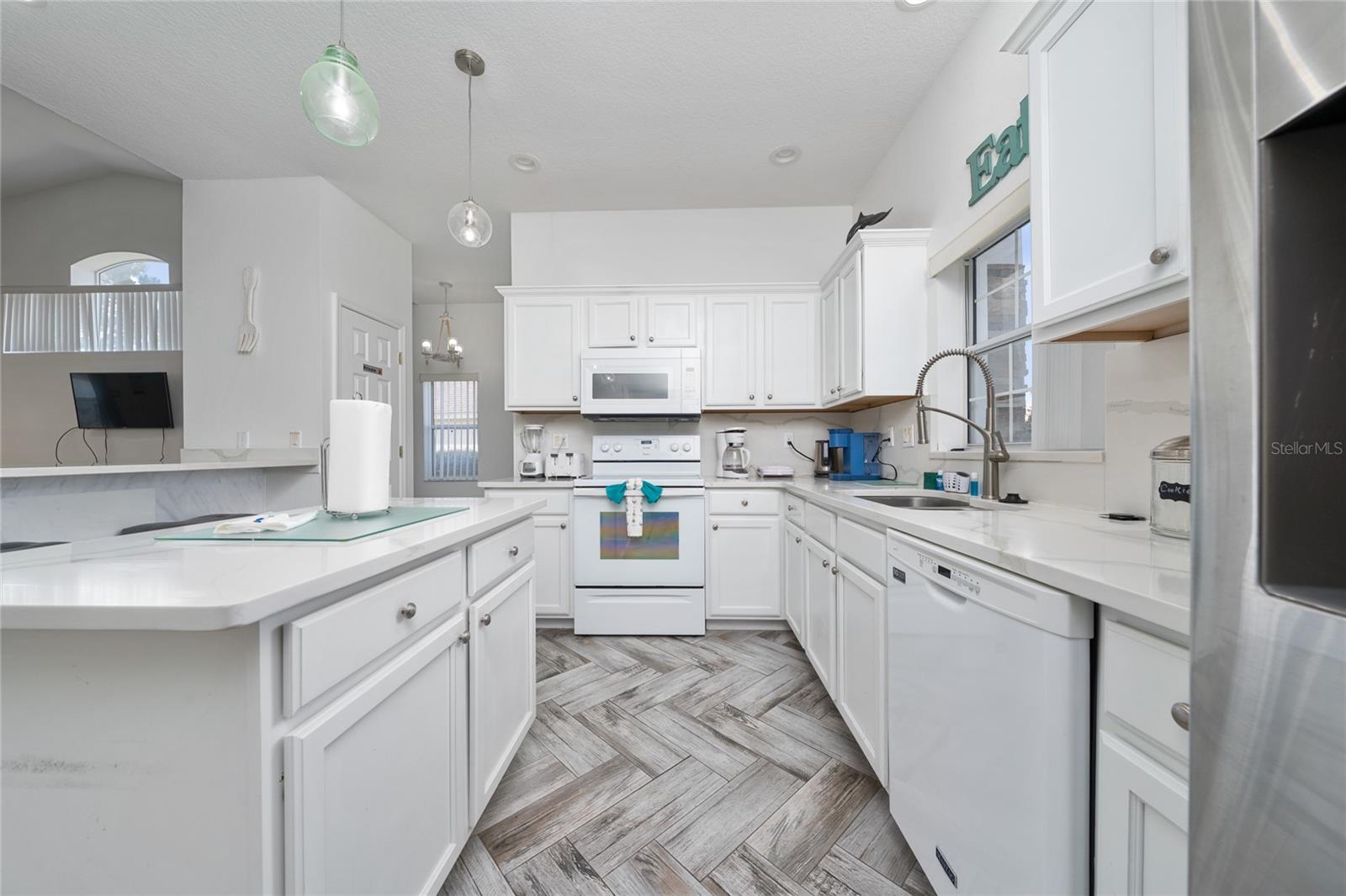 Image 9 of 28 For 2902 Paddington Way