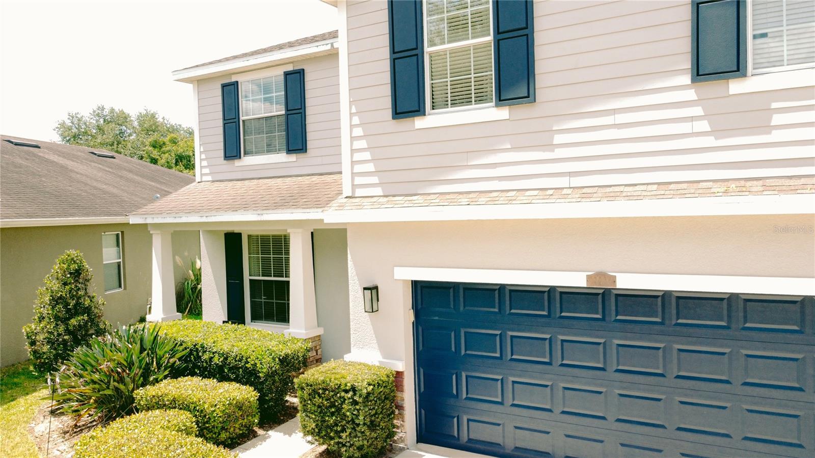Listing photo id 1 for 12236 Fairlawn Drive