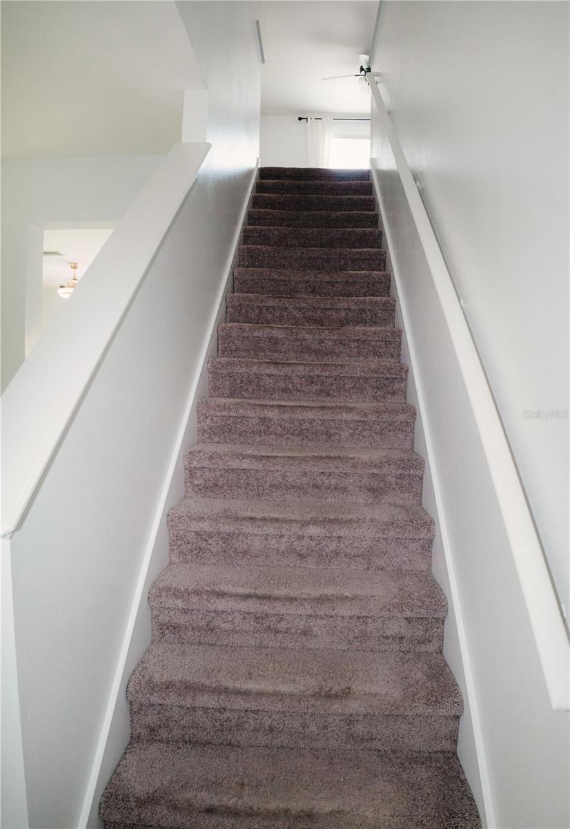 Listing photo id 28 for 12236 Fairlawn Drive