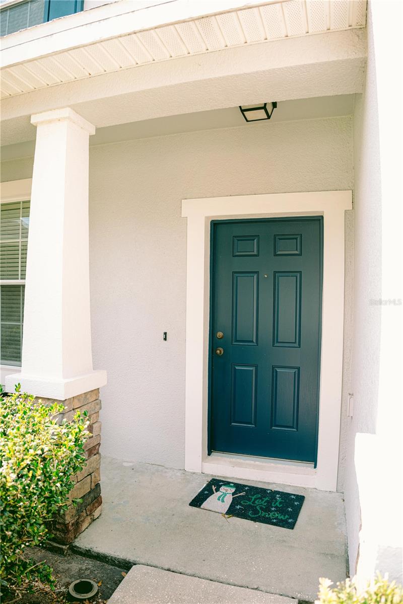Listing photo id 3 for 12236 Fairlawn Drive