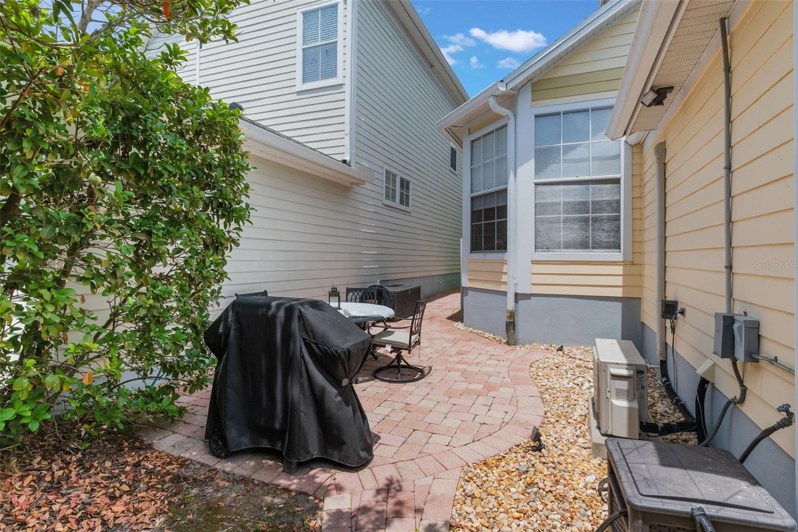 Image 31 of 38 For 206 Norfolk Place