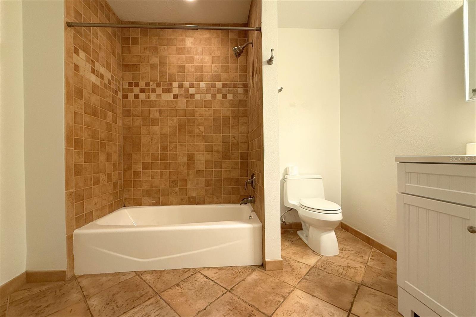Image 11 of 20 For 2810 Elizabeth Avenue