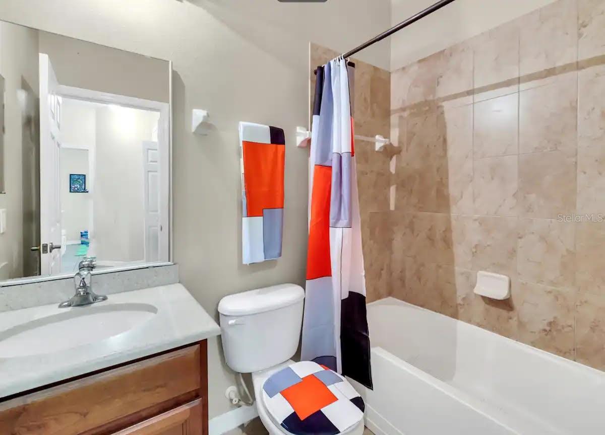 Image 14 of 24 For 2736 Oakwater Drive