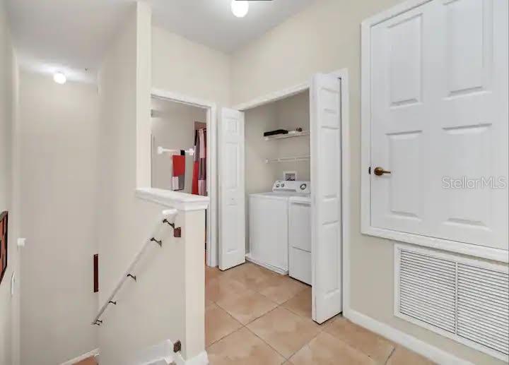 Image 17 of 24 For 2736 Oakwater Drive