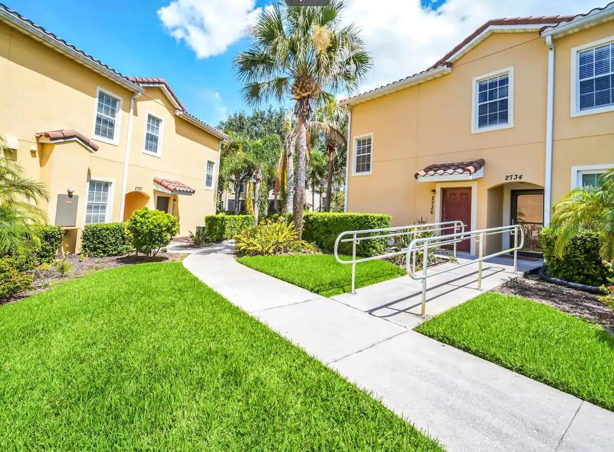 Image 2 of 24 For 2736 Oakwater Drive