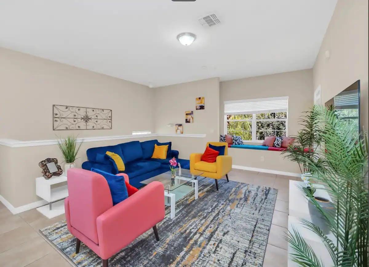 Image 4 of 24 For 2736 Oakwater Drive