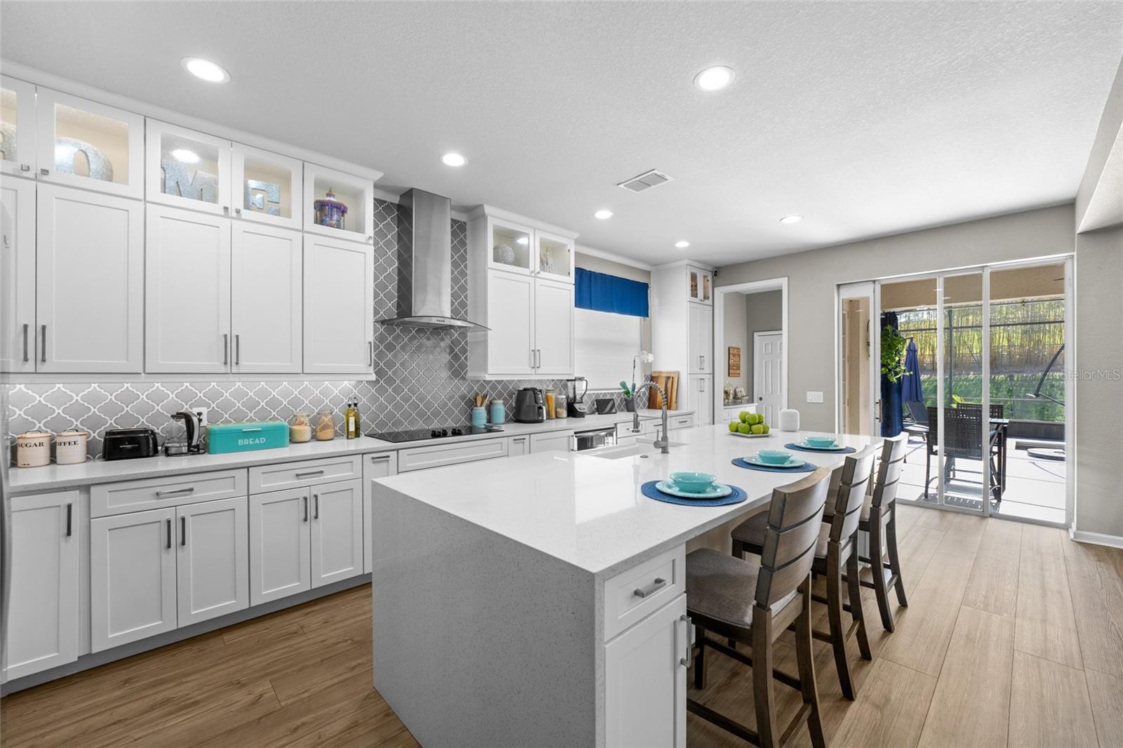 Image 11 of 31 For 2821 Columbus Avenue