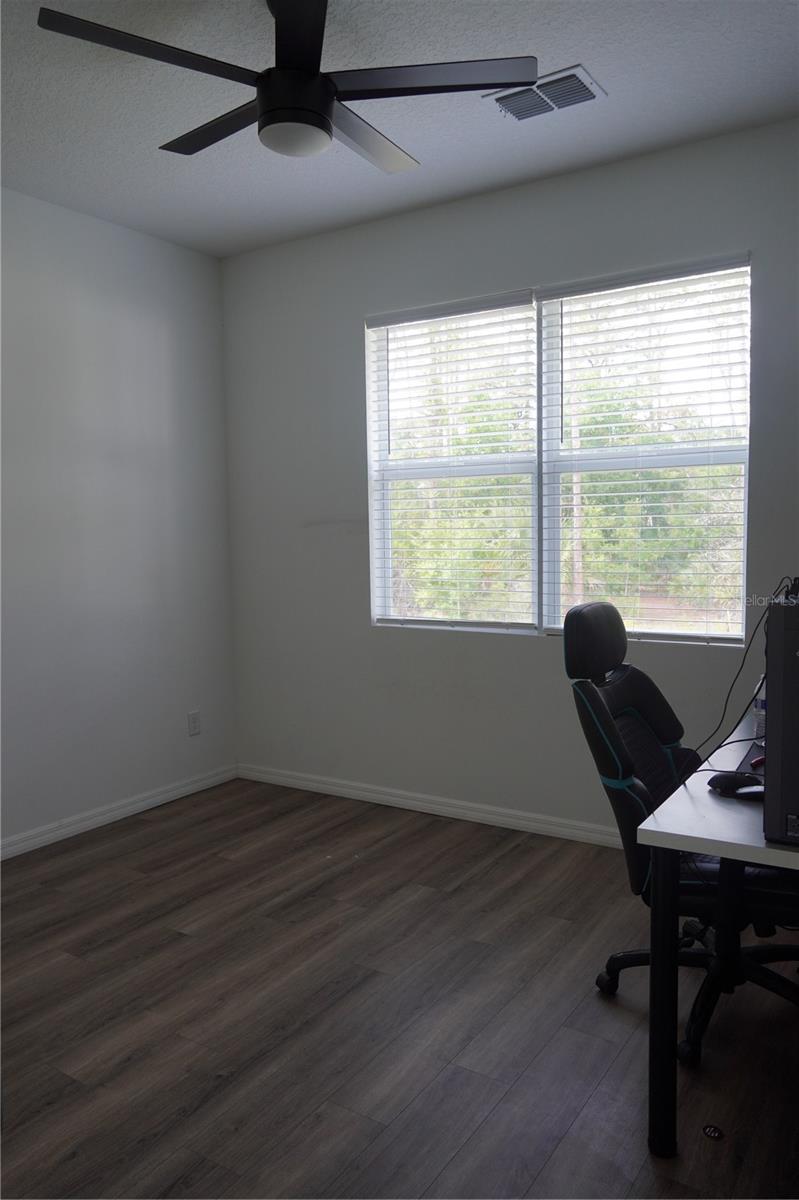 Image 7 of 18 For 1181 Ivanhoe Street Nw