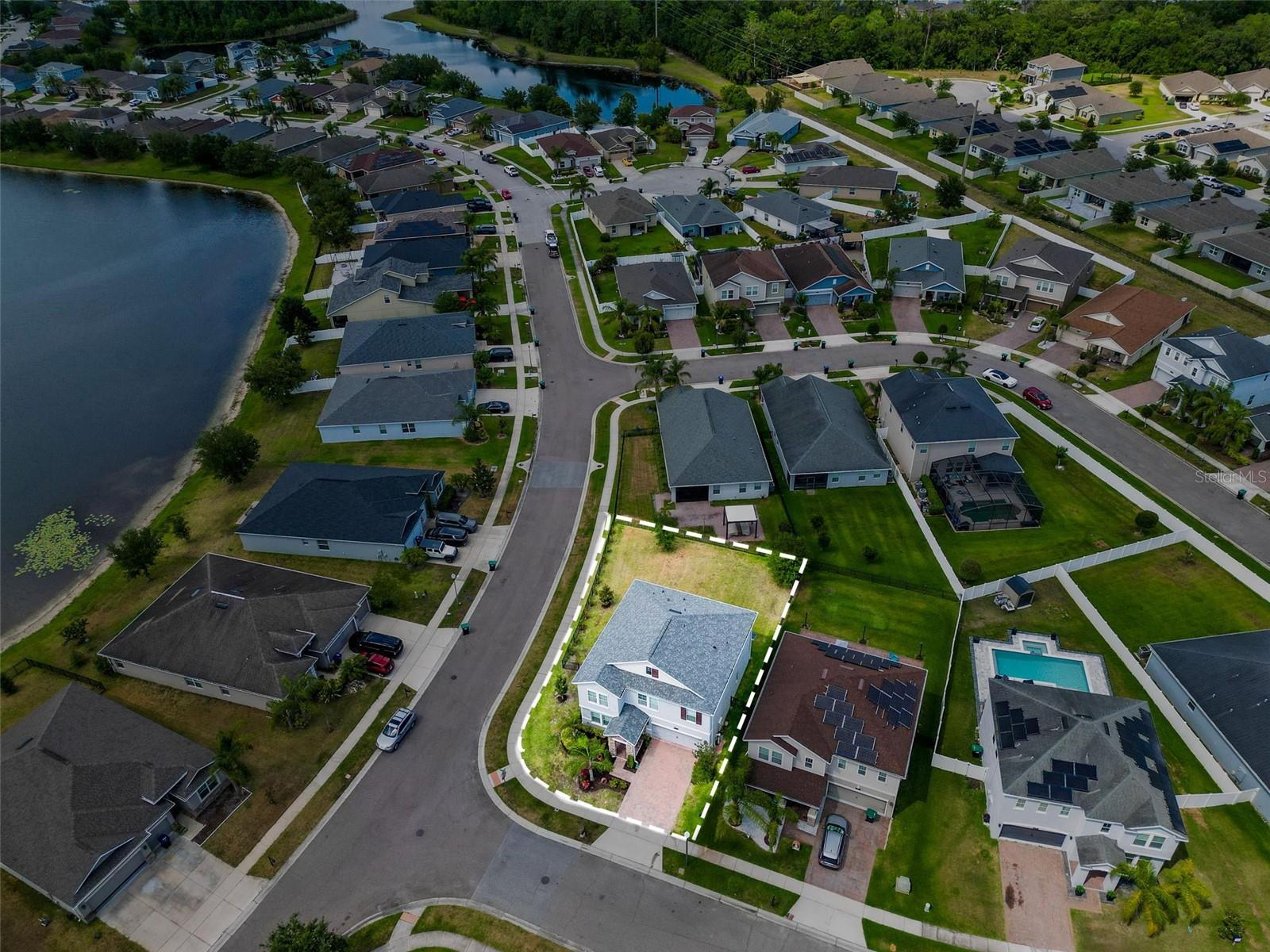 Image 35 of 40 For 2901 Harvest Hill Lane