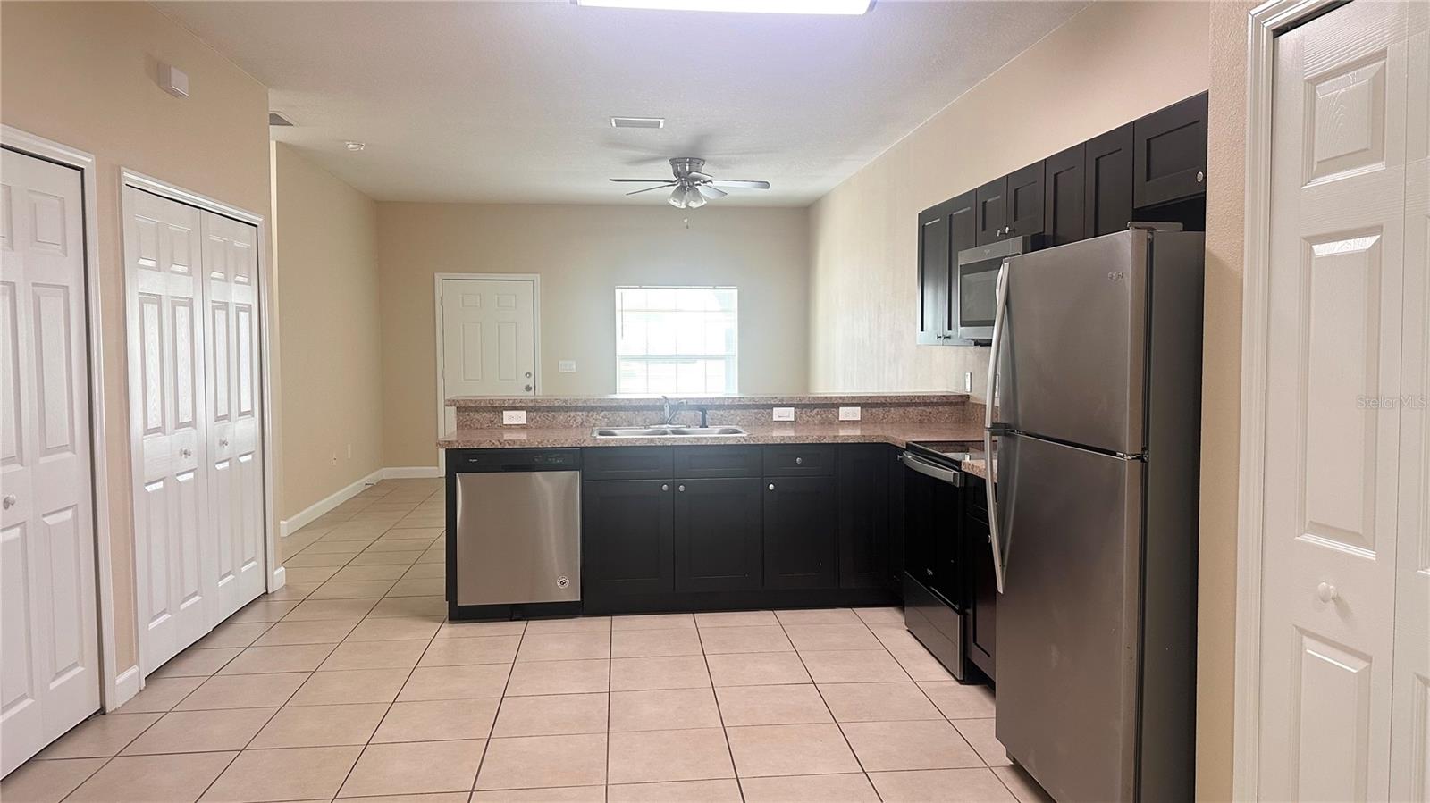 Image 3 of 16 For 1109 Najac Lane B
