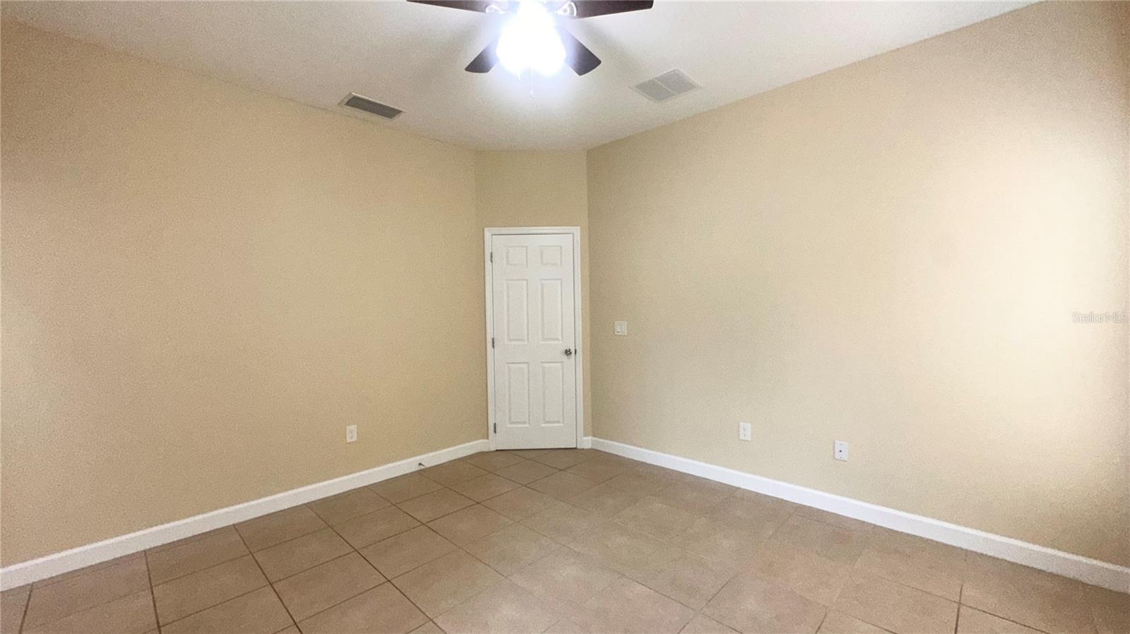 Image 8 of 16 For 1109 Najac Lane B