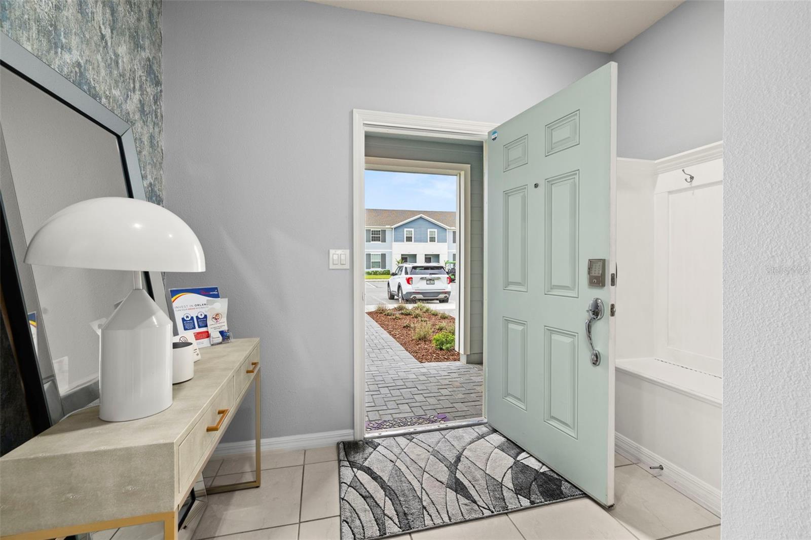 Image 18 of 94 For 971 Paradise Drive