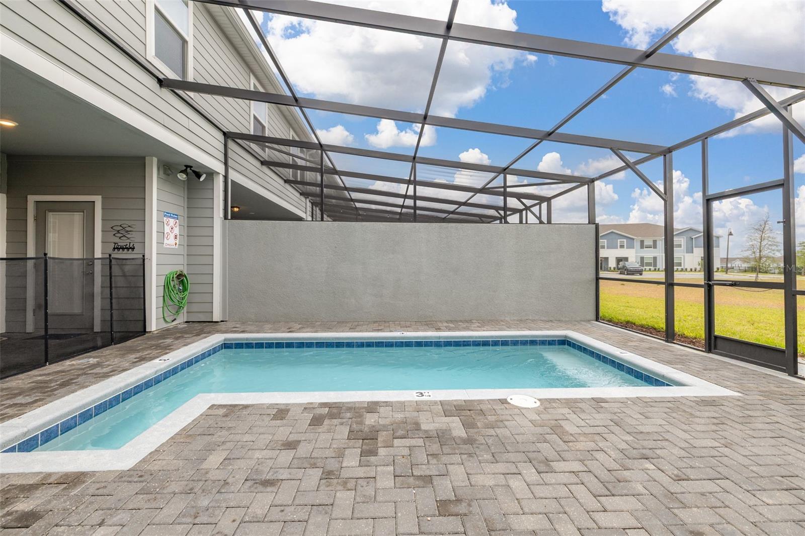 Image 45 of 94 For 971 Paradise Drive