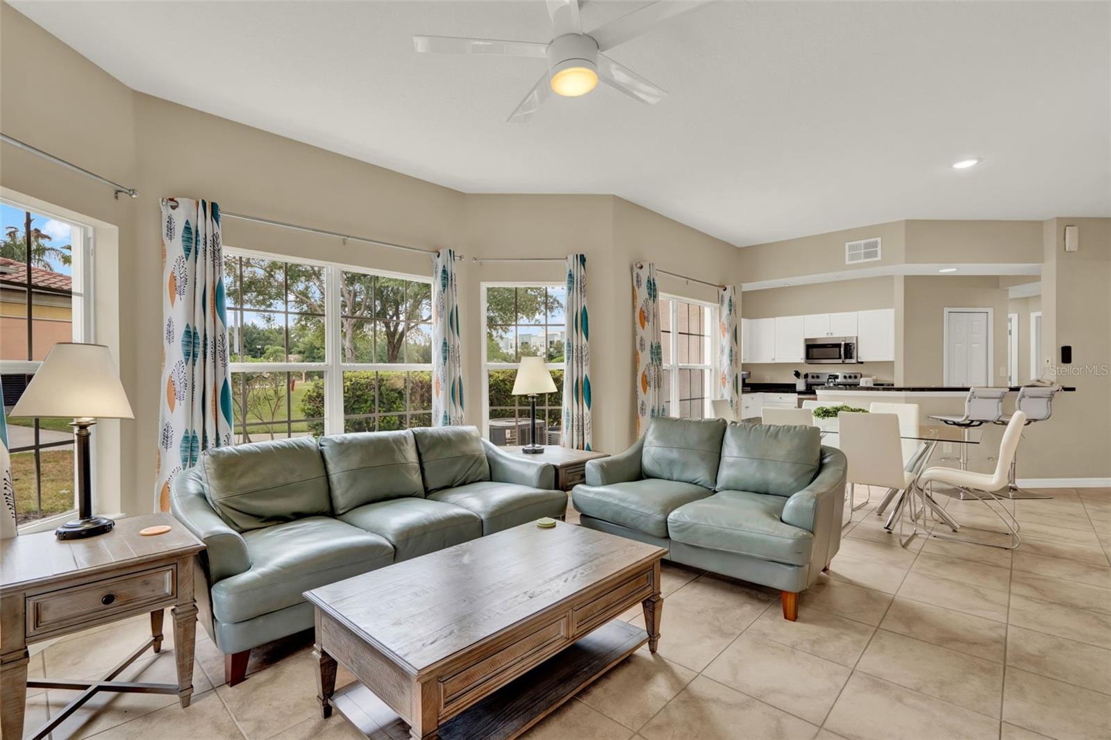Image 4 of 49 For 8601 Worldquest Boulevard B1-u3101