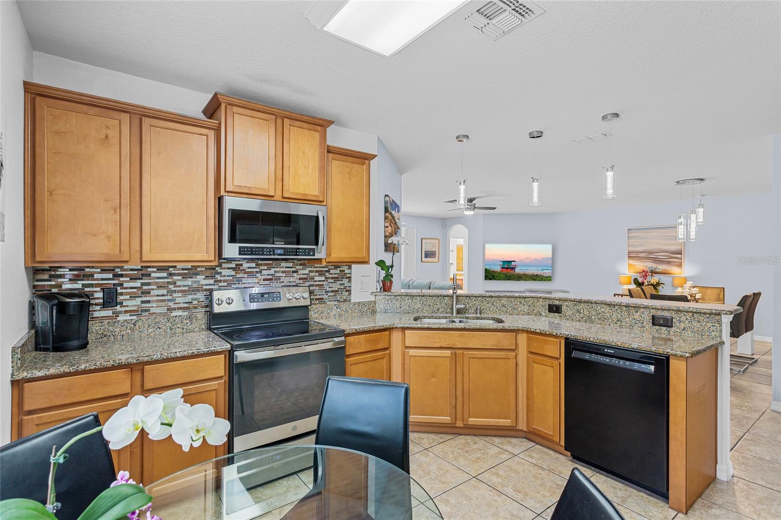 Image 19 of 37 For 1103 Cypress Pointe Boulevard