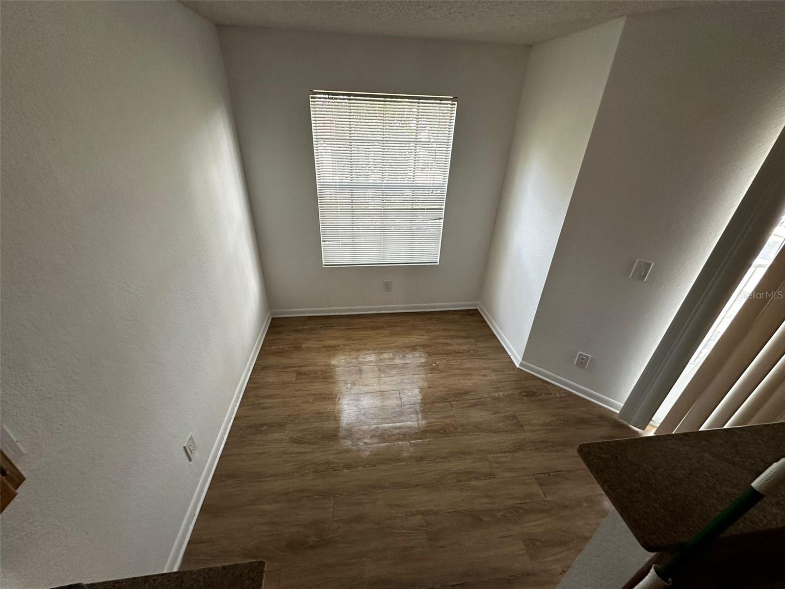 Image 5 of 21 For 11574 Westwood Boulevard 1133