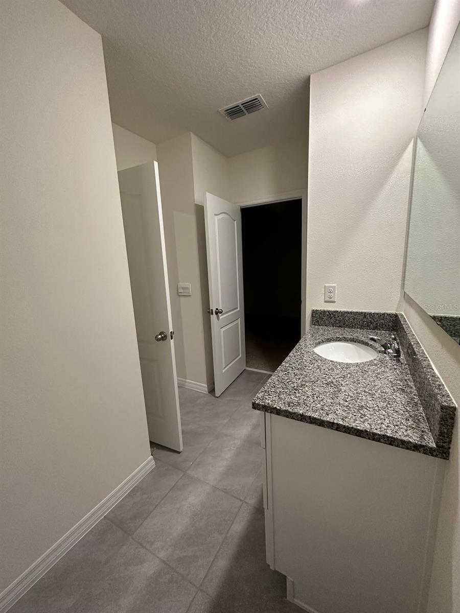 Image 11 of 19 For 1317 Isleta Loop