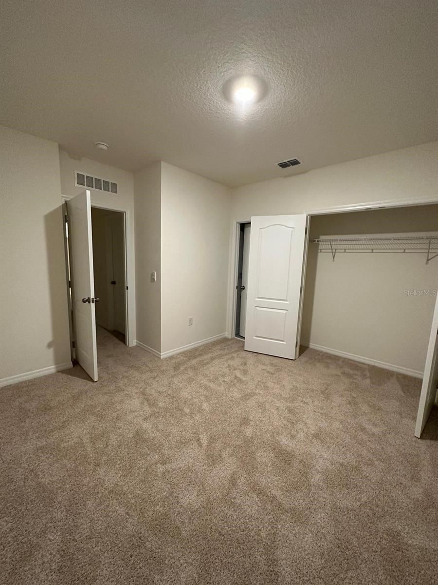 Image 12 of 19 For 1317 Isleta Loop