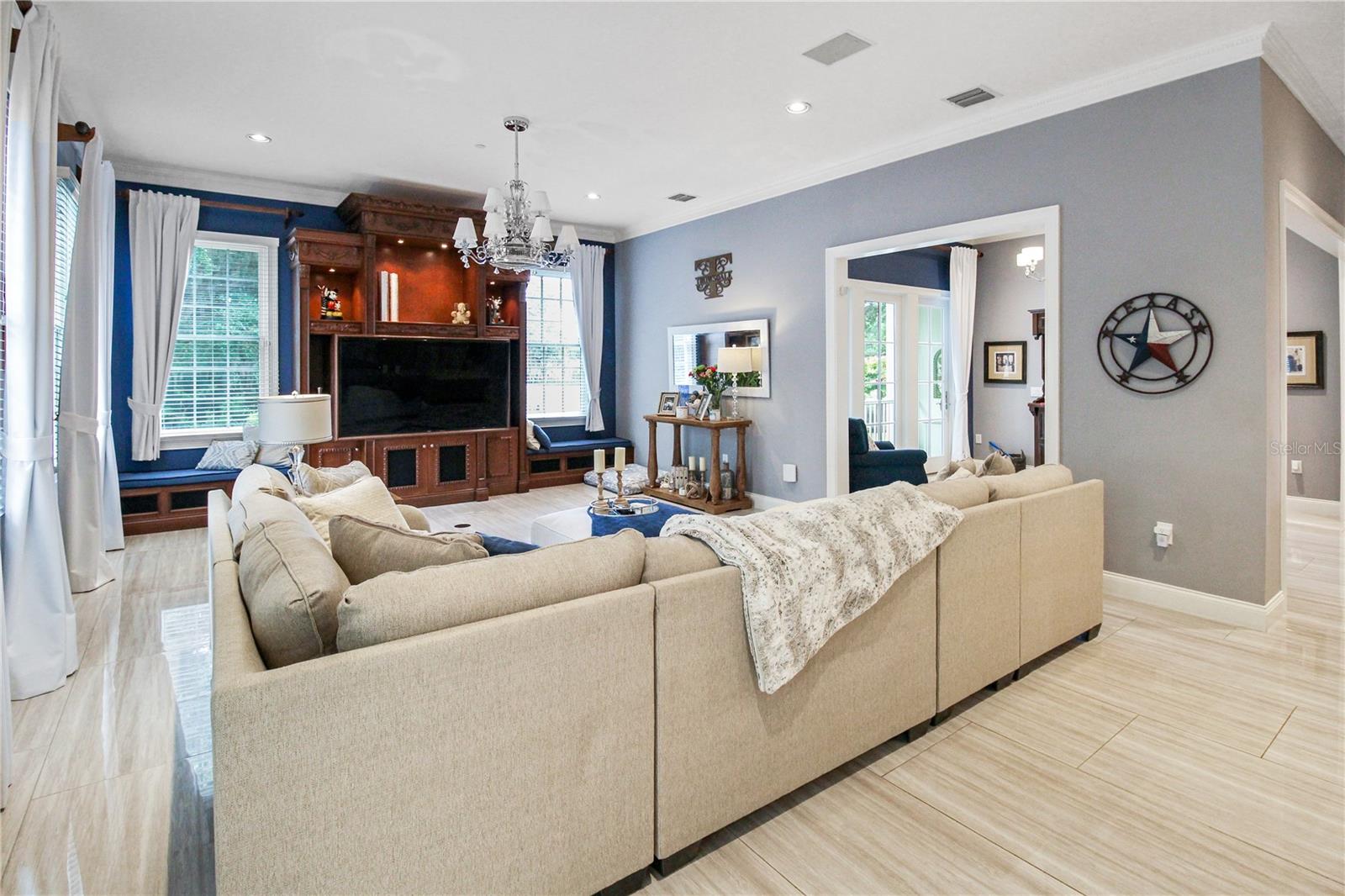 Image 21 of 64 For 202 Acadia Terrace