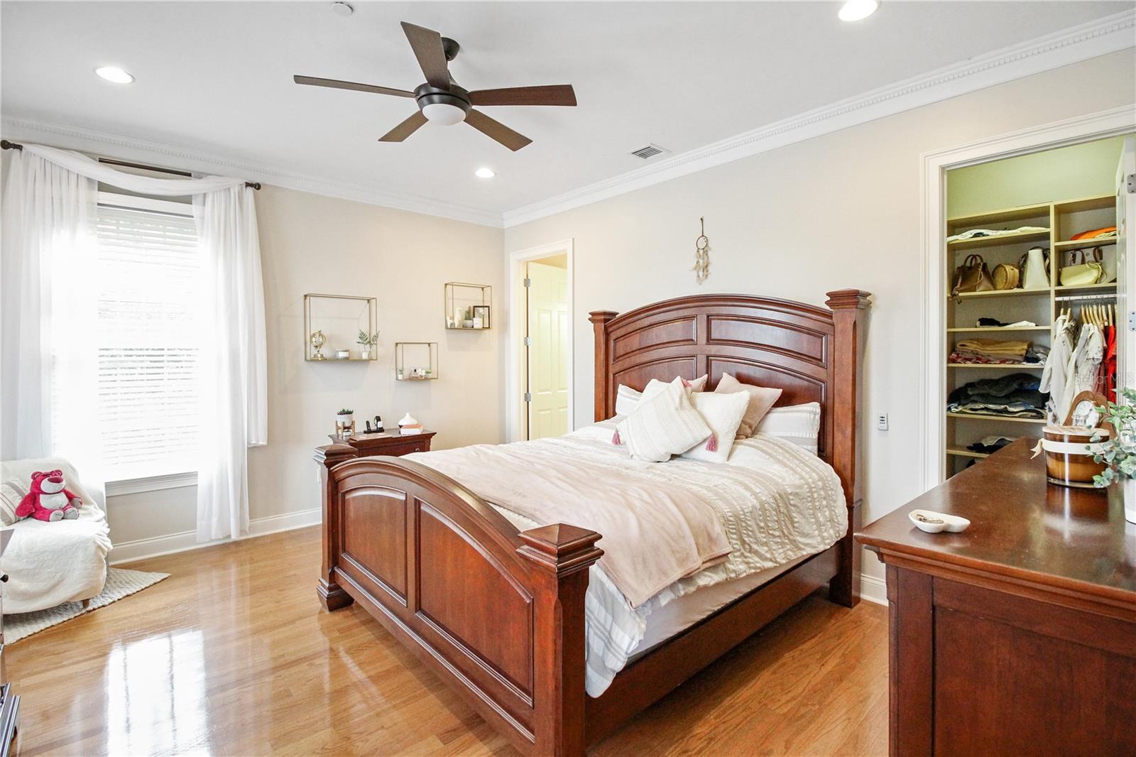 Image 37 of 64 For 202 Acadia Terrace