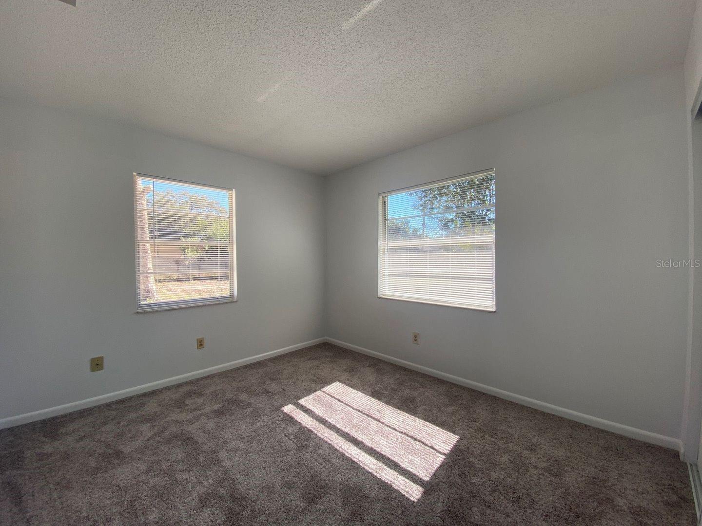 Image 8 of 25 For 280 Lake Avenue