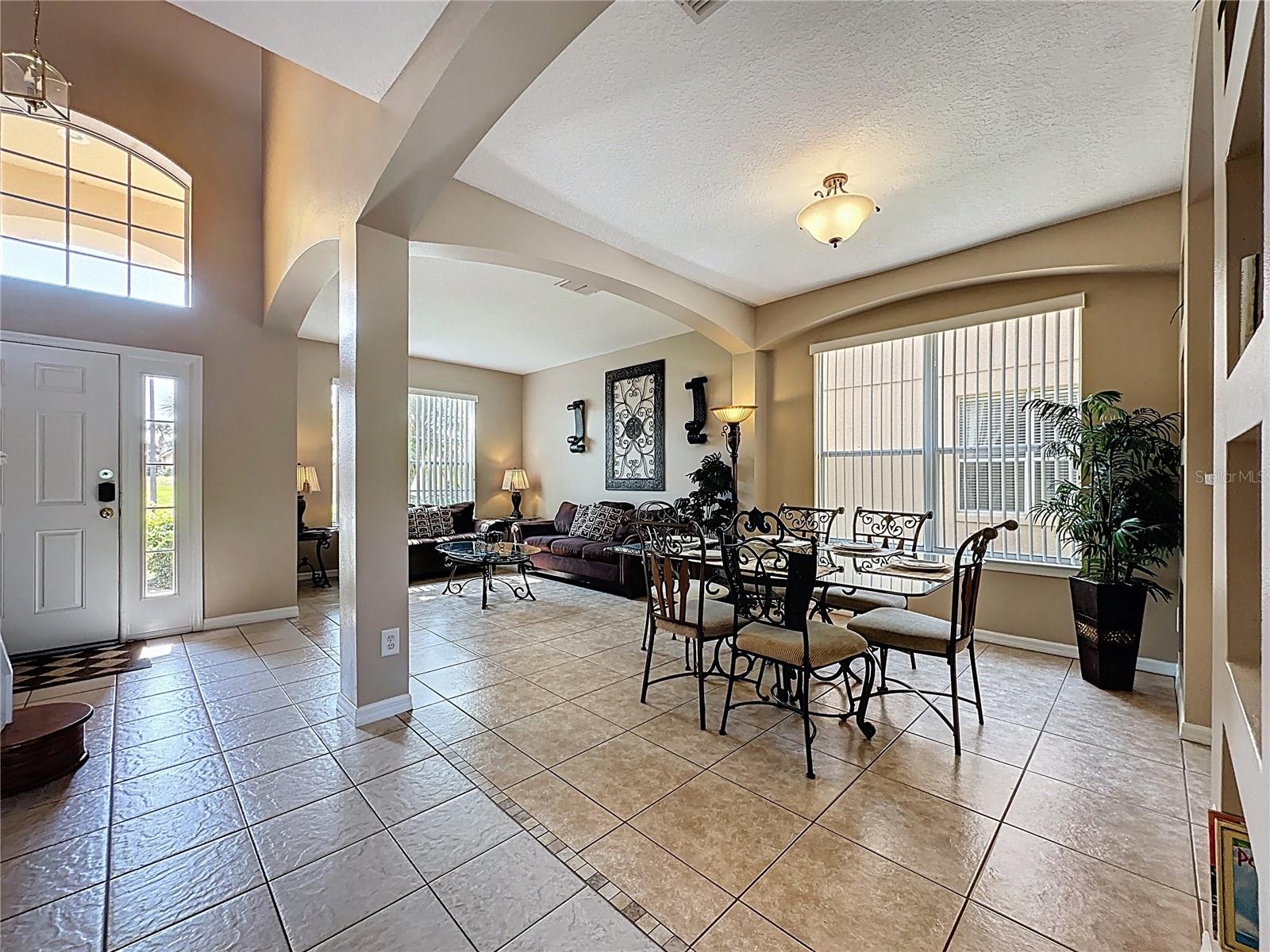Image 6 of 95 For 219 Rosso Drive
