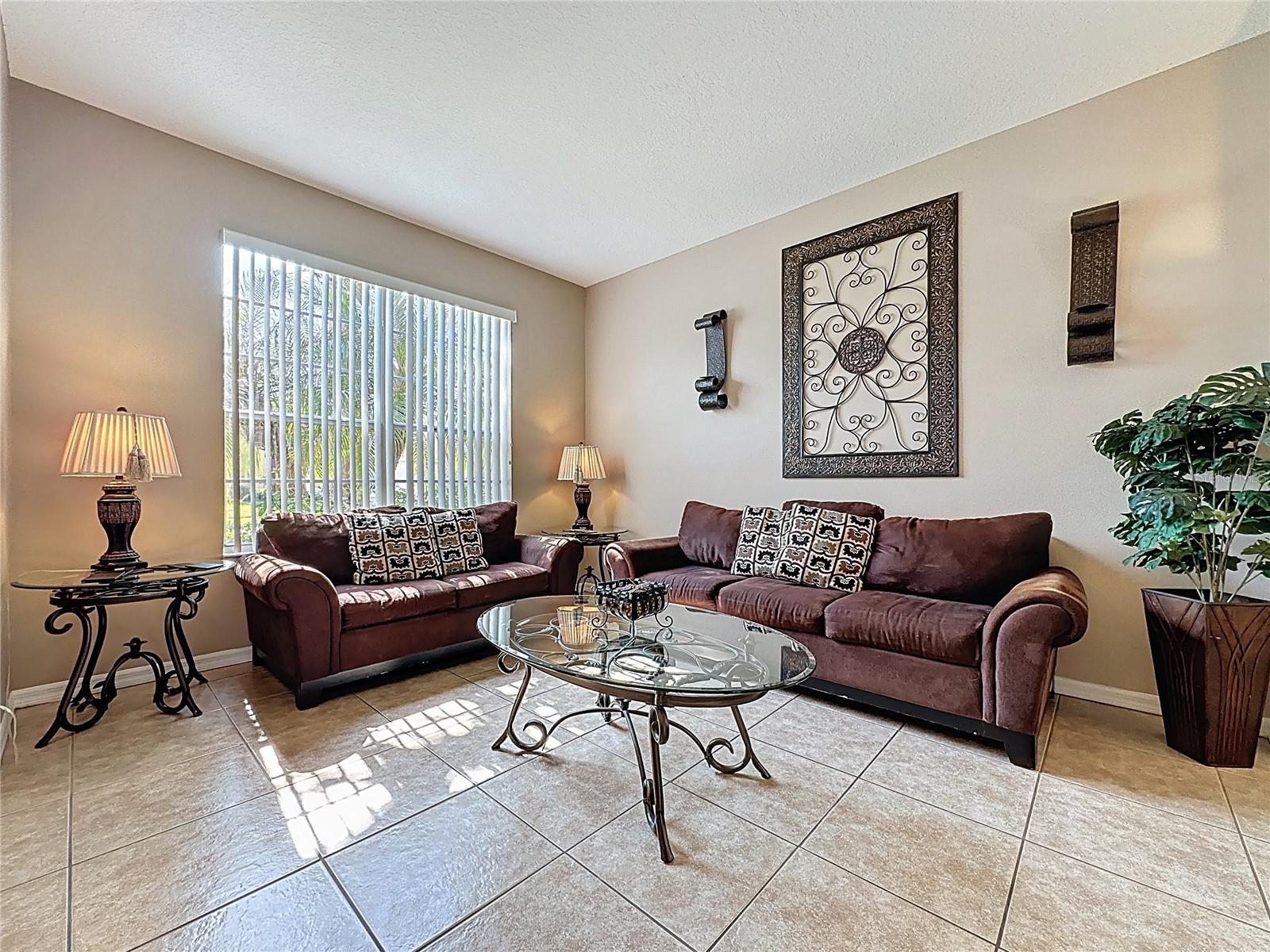 Image 8 of 95 For 219 Rosso Drive